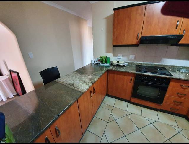 3 BEDROOM PROPERTY TO RENT IN VAL DE GRACE